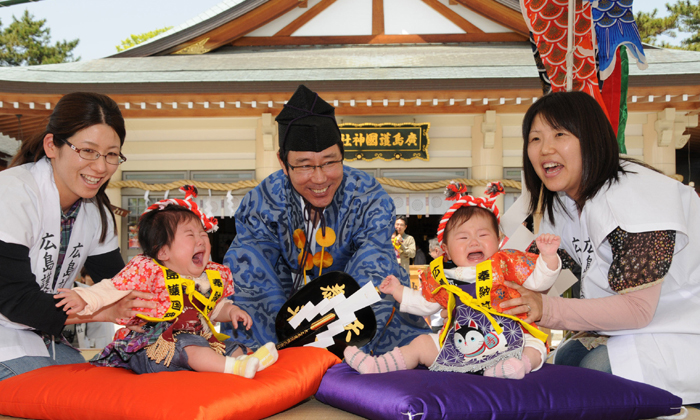 The Crying Baby Festival Naki Sumo Event , Crying Baby, The Crying Baby Festival The Crying Baby Festival Naki Sumo Event , Crying Baby, The Crying Baby Festival-TeluguStop.com