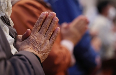  Un Holds Interfaith Moment Of Prayer For Peace-TeluguStop.com