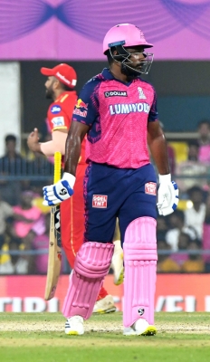  'we Were Just One Hit Away From Win', Says Rr Captain Sanju Samson After A Loss-TeluguStop.com