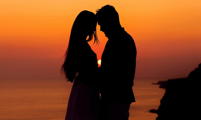  Woman Kills Husband With Lover For Illegal Affair In Kamareddy Details, Woman Ki-TeluguStop.com