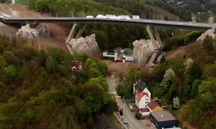  150kg Explosives Turns Bridge Into Ashes Viral Details, Bride, 150kg, Viral News-TeluguStop.com