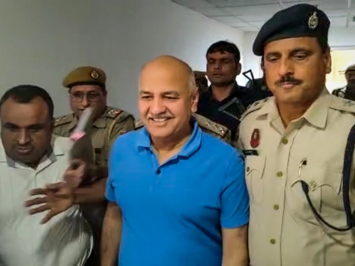  Hearing On Sisodia's Petition In Delhi Liquor Scam Adjourned-TeluguStop.com