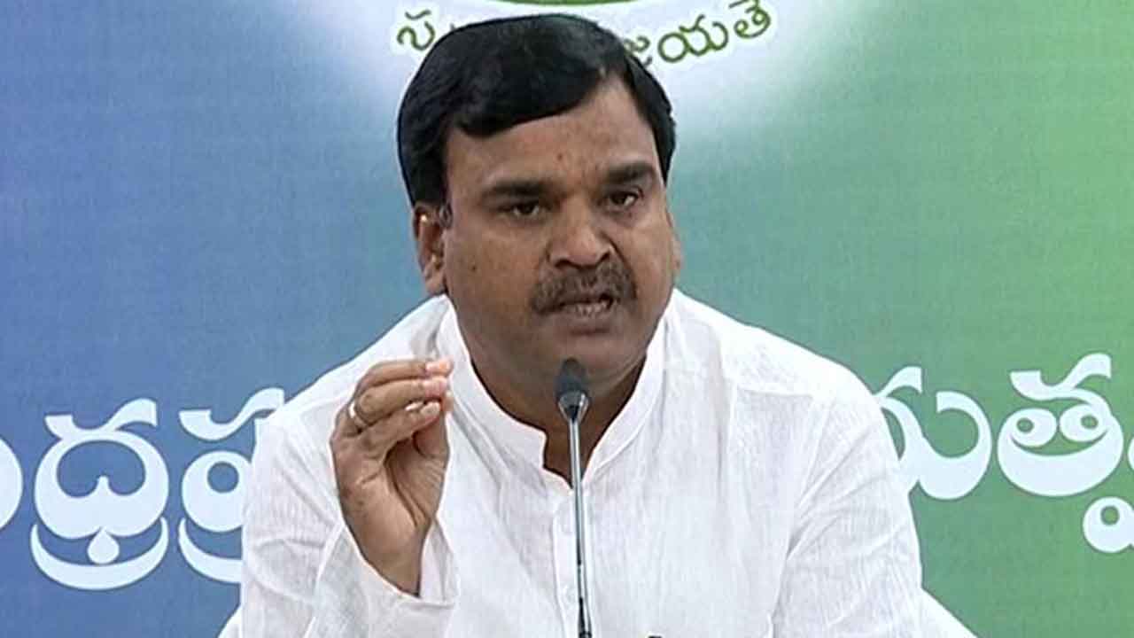  Ap Govt. Assures To Bear Excess Burden Imposed On Haj Pilgrimage-TeluguStop.com