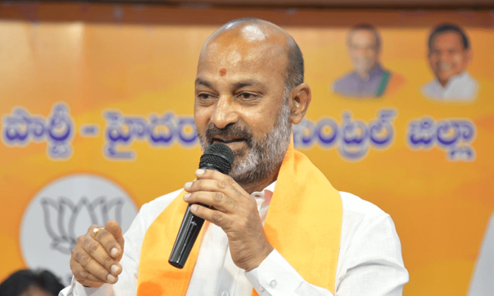  Better If There Is A Change In Bjp , Bandi Sanjay, Bjp, Congress, Politics, Ling-TeluguStop.com