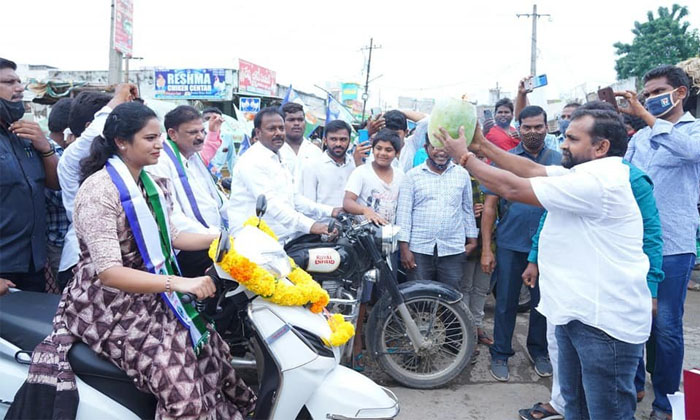  Bike Rally Under The Leadership Of Minister Vidadala Rajini Details, Chandrababu-TeluguStop.com