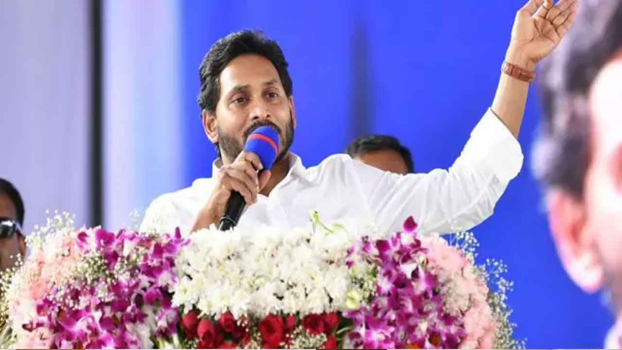 Chandrababu Relies On Alliances To Win, Not Good Work : Cm Jagan-TeluguStop.com