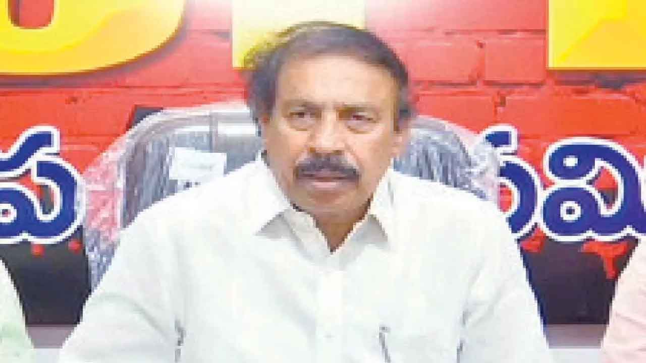Cm Jagan Owes An Answer In Viveka Murder Case : Cpi Ramakrishna Cm Jagan Owes An Answer In Viveka Murder Case : Cpi Ramakrishna-TeluguStop.com