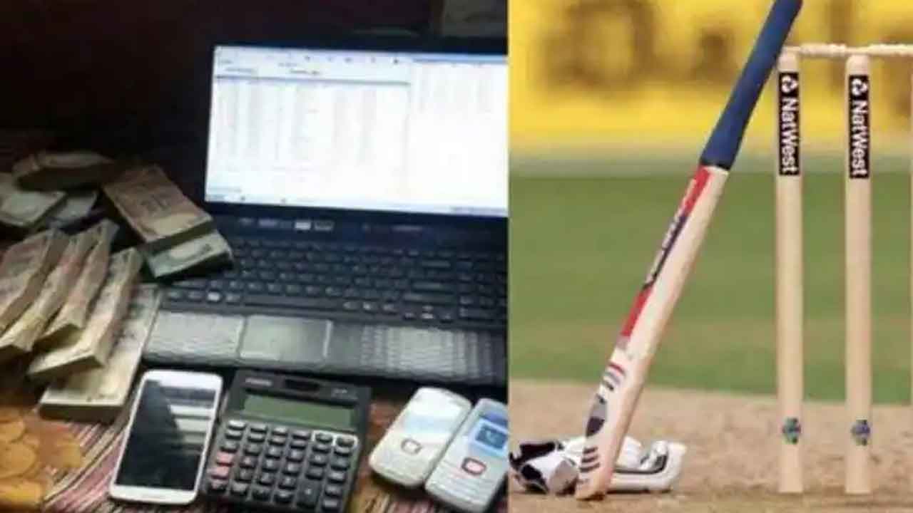  Hyderabad : Police Raids On Ipl Betting Dens Yield Over Rs. 4 Cr Since March-TeluguStop.com