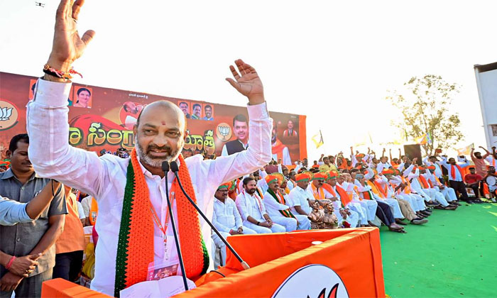  Is Opposition To Bandi Sanjay Growing Details,bandi Sanjay,bjp,ts Political Late-TeluguStop.com