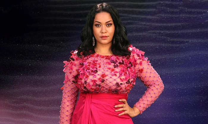  Mumaith Khan About Marriage-TeluguStop.com