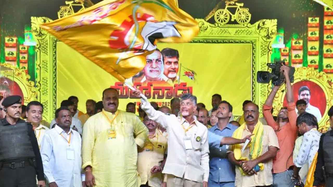  Chandrababu Claims Credit For Modi Govt’s Decision On Noteban-TeluguStop.com