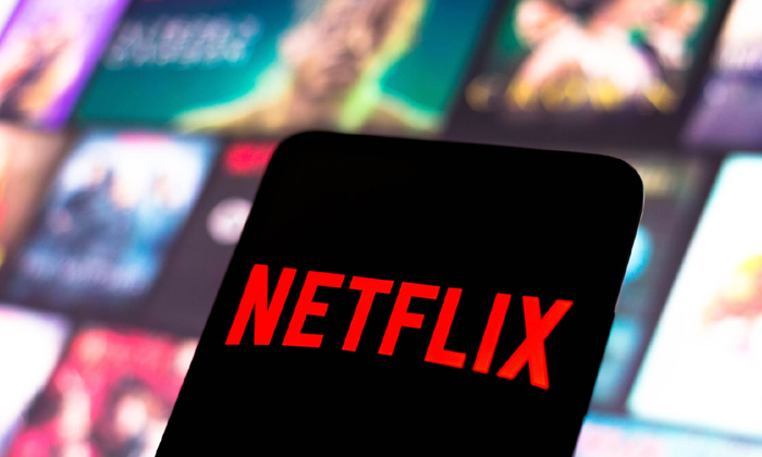  Netflix Starts Charging For Account Sharing In Over 100 Countries,netflix,passwo-TeluguStop.com