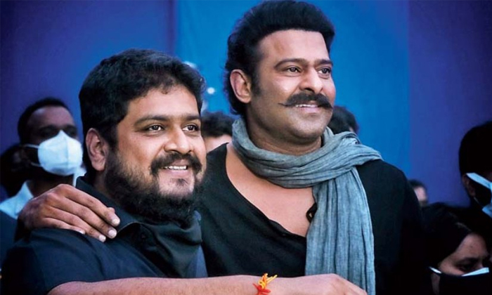  Photo Moment Om Raut Posts A Beautiful Pic With Prabhas Details, Prabhas, Adipu-TeluguStop.com