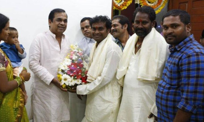  Brahmanandam Bought A House For The Jabardasth Comedian, Racha Ravi , Social Me-TeluguStop.com