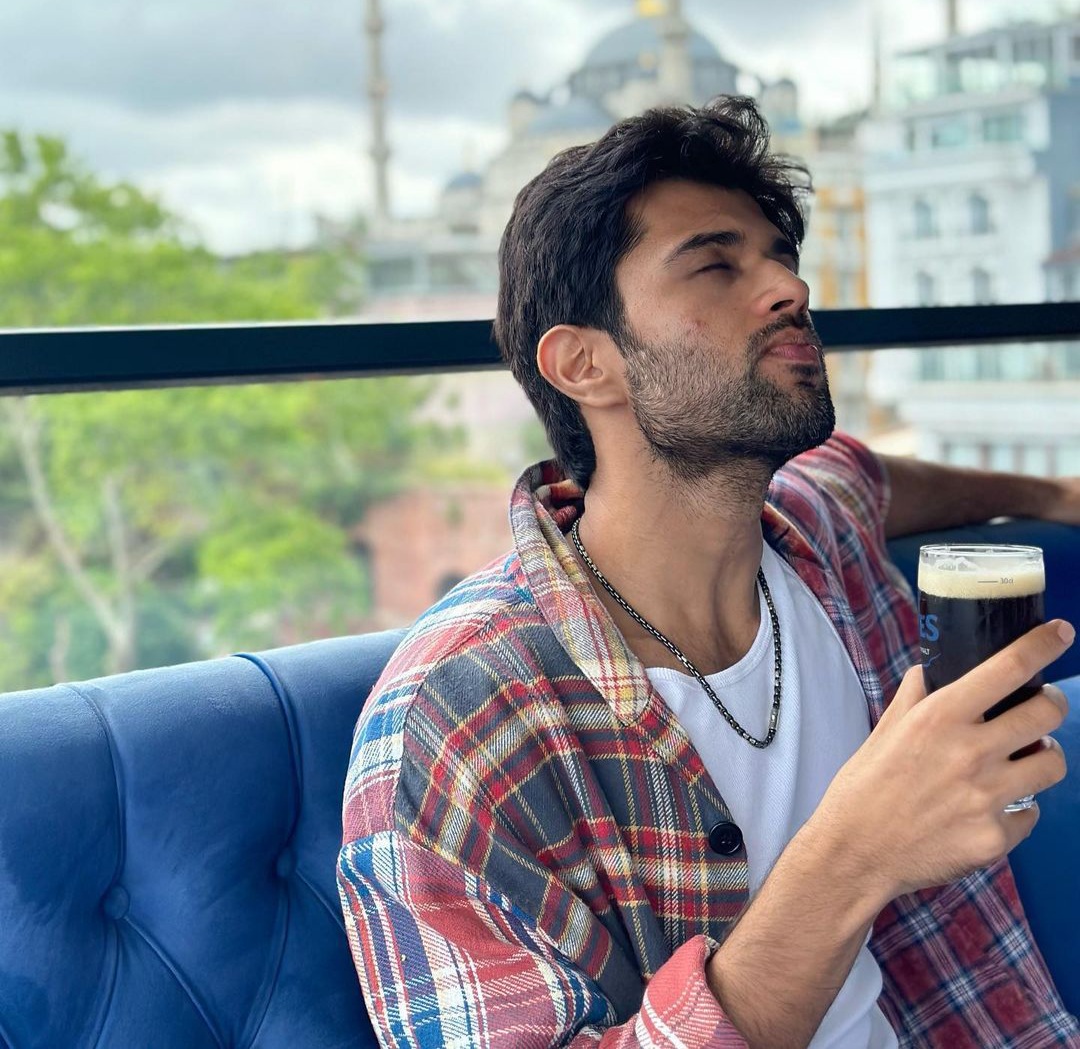  Samantha And Vijay Deverakonda Have Fun In Turkey During Kushi Film Shoot-TeluguStop.com