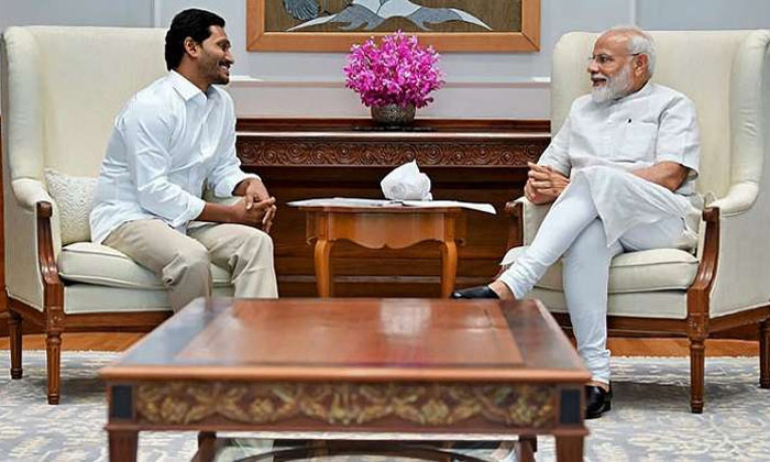  The Real Reason Behind Jagan's Trip To Delhi Details, Ap Political Latest News,-TeluguStop.com