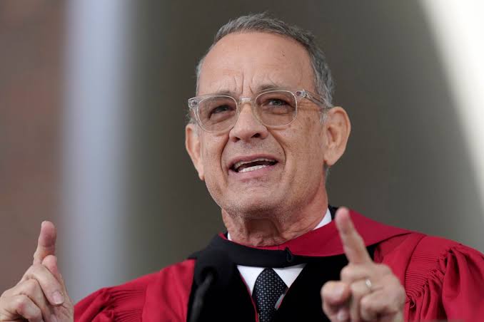  Tom Hanks Receives Honorary Degree From Harvard, Delivers Inspiring Commencement-TeluguStop.com