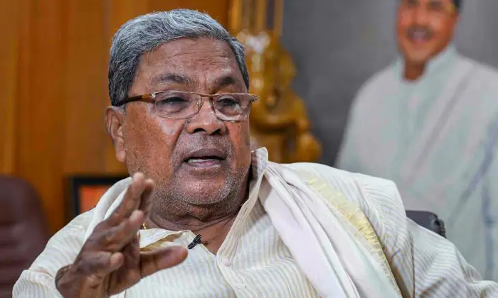  What Is Siddaramaiah Going To Do Details, Siddaramaiah, Karnataka Politics, Cm S-TeluguStop.com