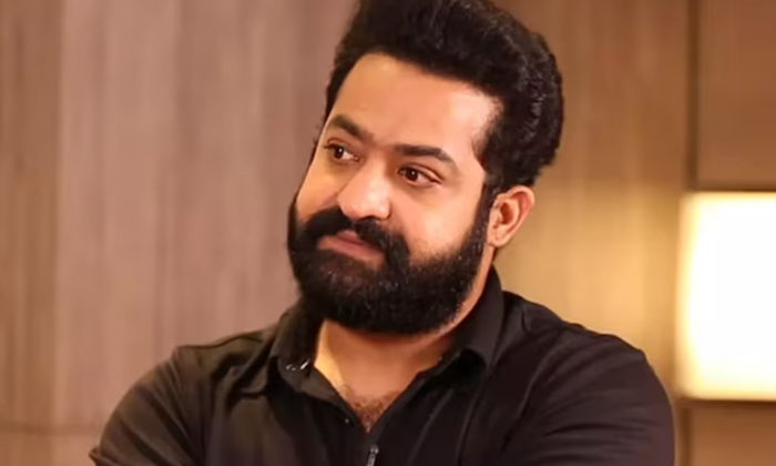  Young Tiger Junior Ntr Childhish Behavior Details Here Goes Viral In Socia-TeluguStop.com