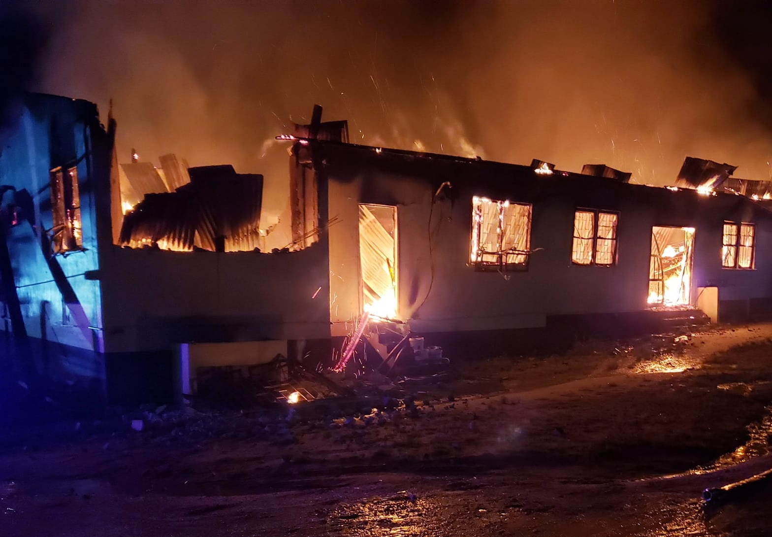  Angry Student Suspected Of Starting Guyana School Dorm Fire-TeluguStop.com