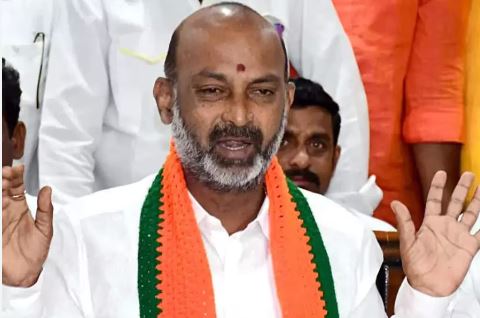  Telangana Legislative Council Chairman Pi Bandi Sanjay Fire-TeluguStop.com