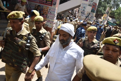  Charge Sheet Filed Against 9 For Ashraf's Jail Meetings-TeluguStop.com