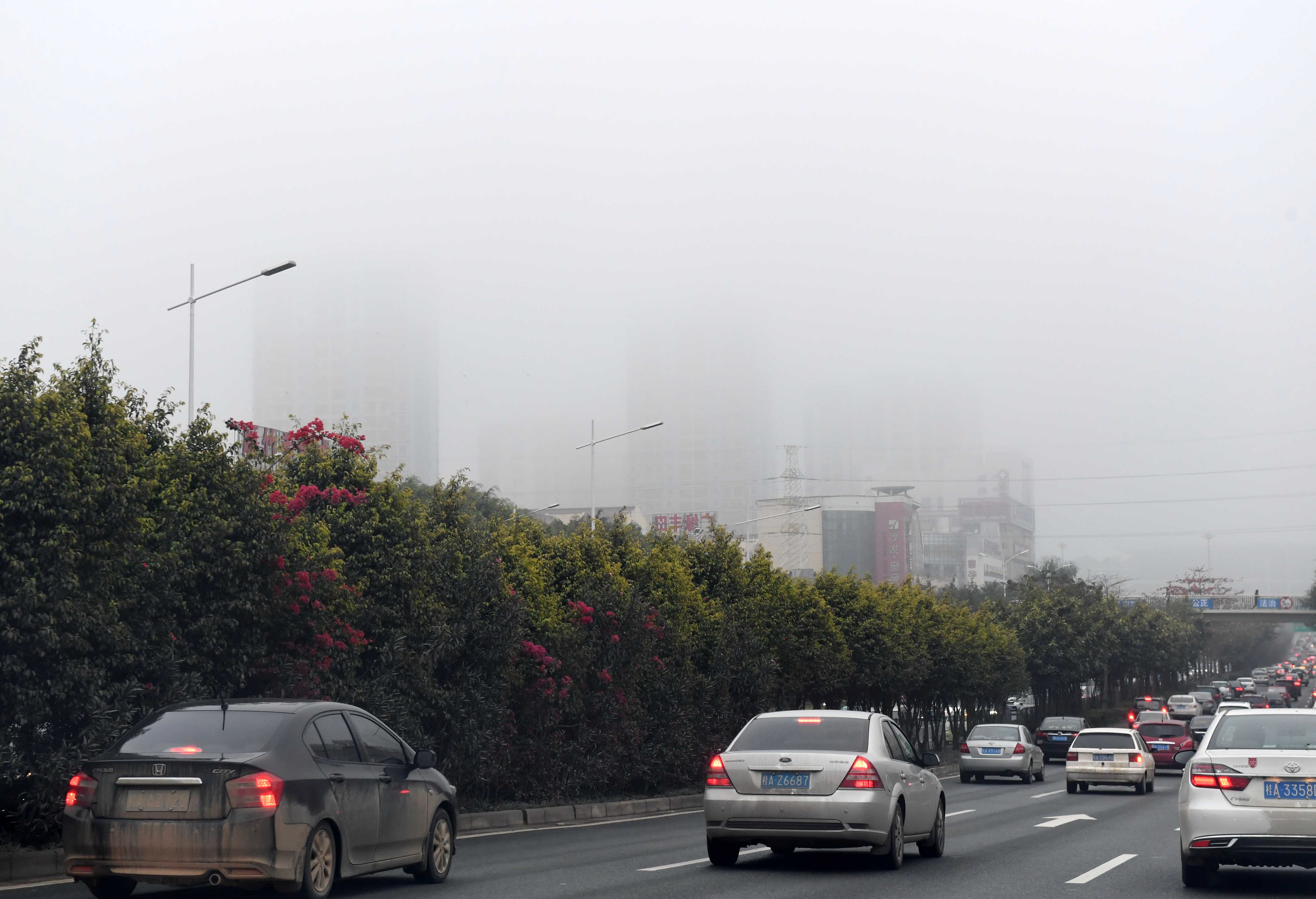  China Renews For Thick Fog-TeluguStop.com