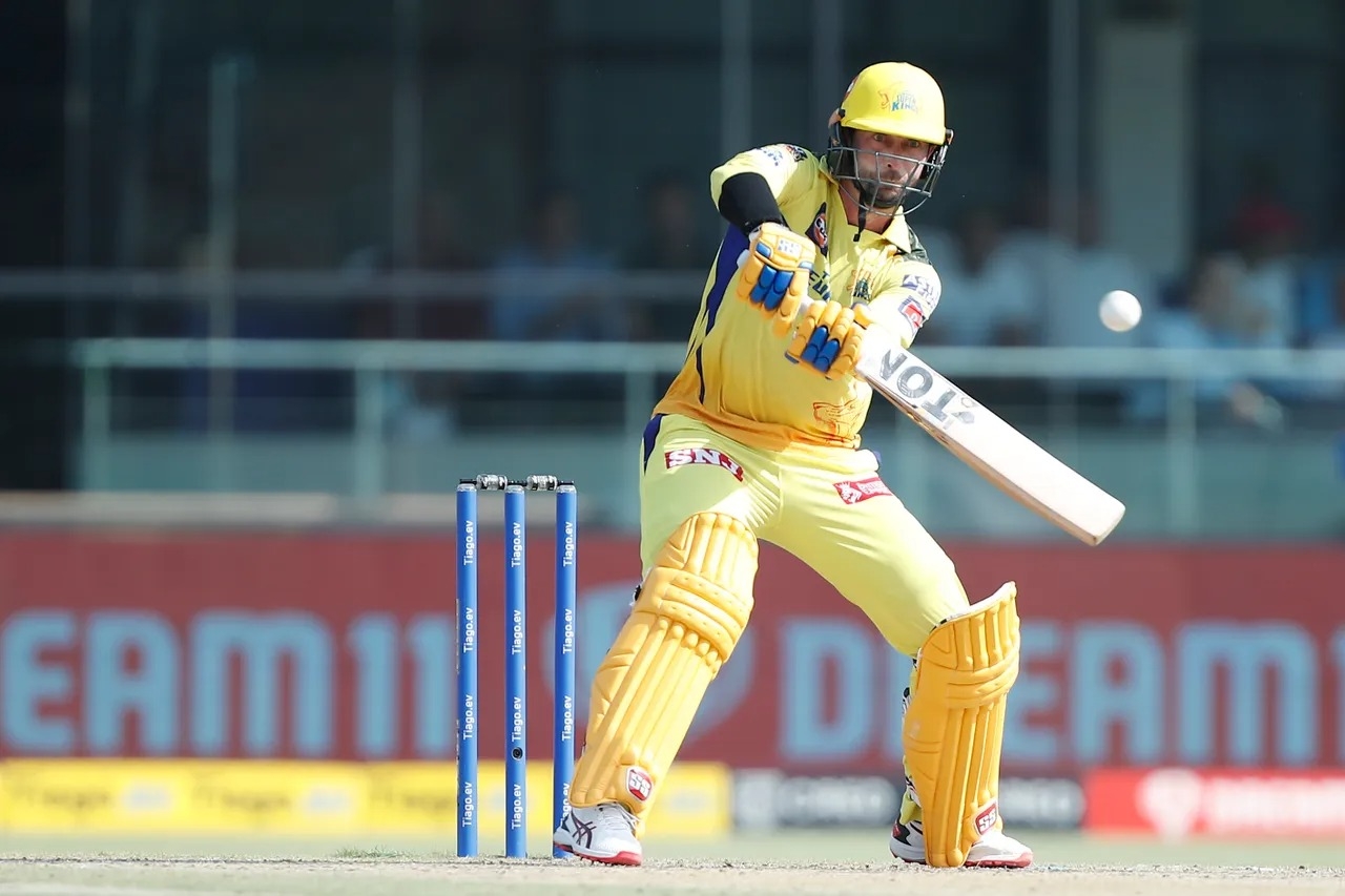  Csk Vs Dc: Conway Smashes 1000th Maximum Of Ipl 2023 As Sixes Rain In Cash-rich-TeluguStop.com