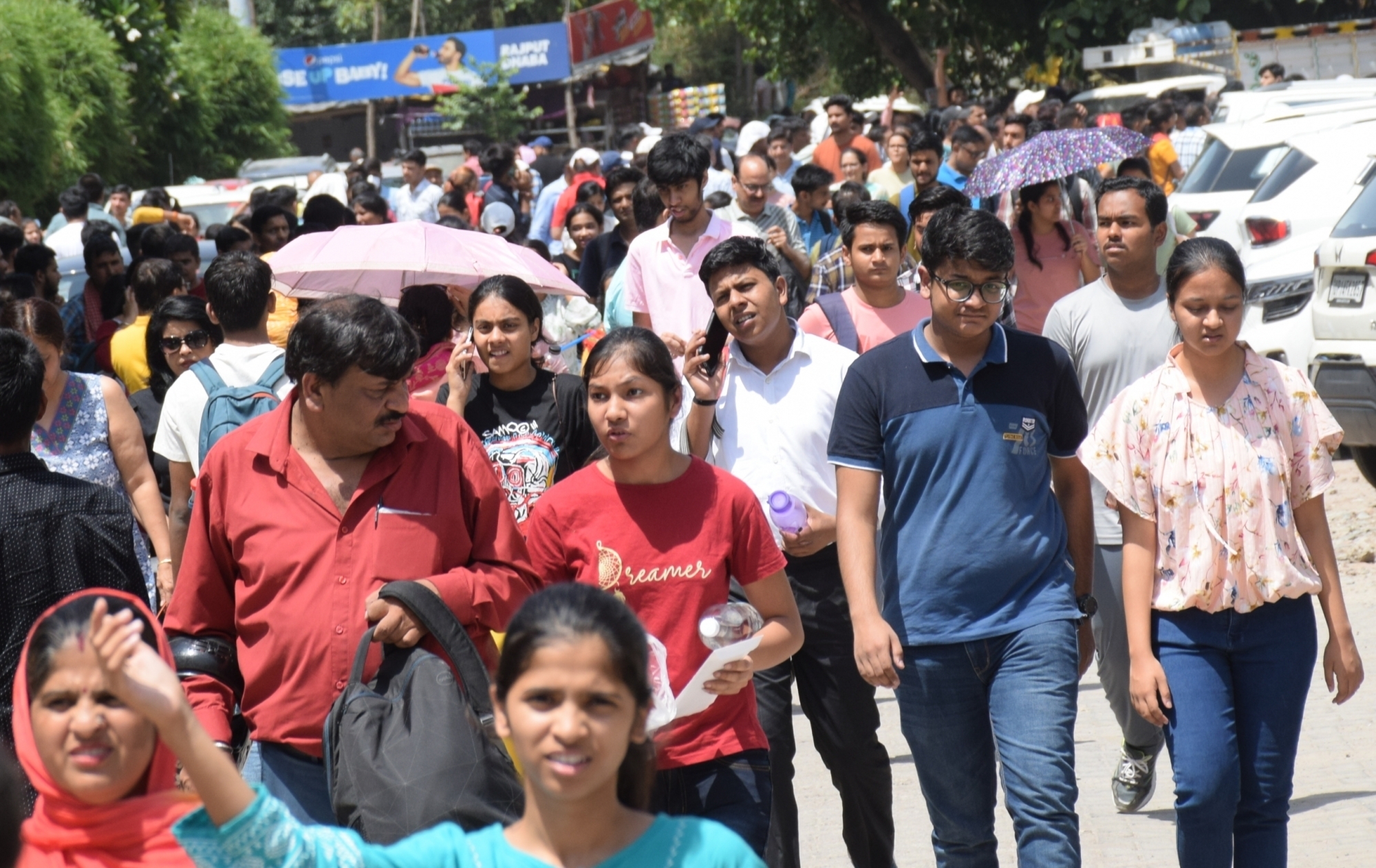 Cuet-ug: 2,65,248 Candidates Appear On 1st Day Cuet-ug: 2,65,248 Candidates Appear On 1st Day-TeluguStop.com