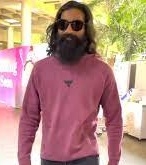  Dhanush Looks Unrecognisable In Long Hair, Beard; Fans Call Him 'baba Ramdev Pro-TeluguStop.com