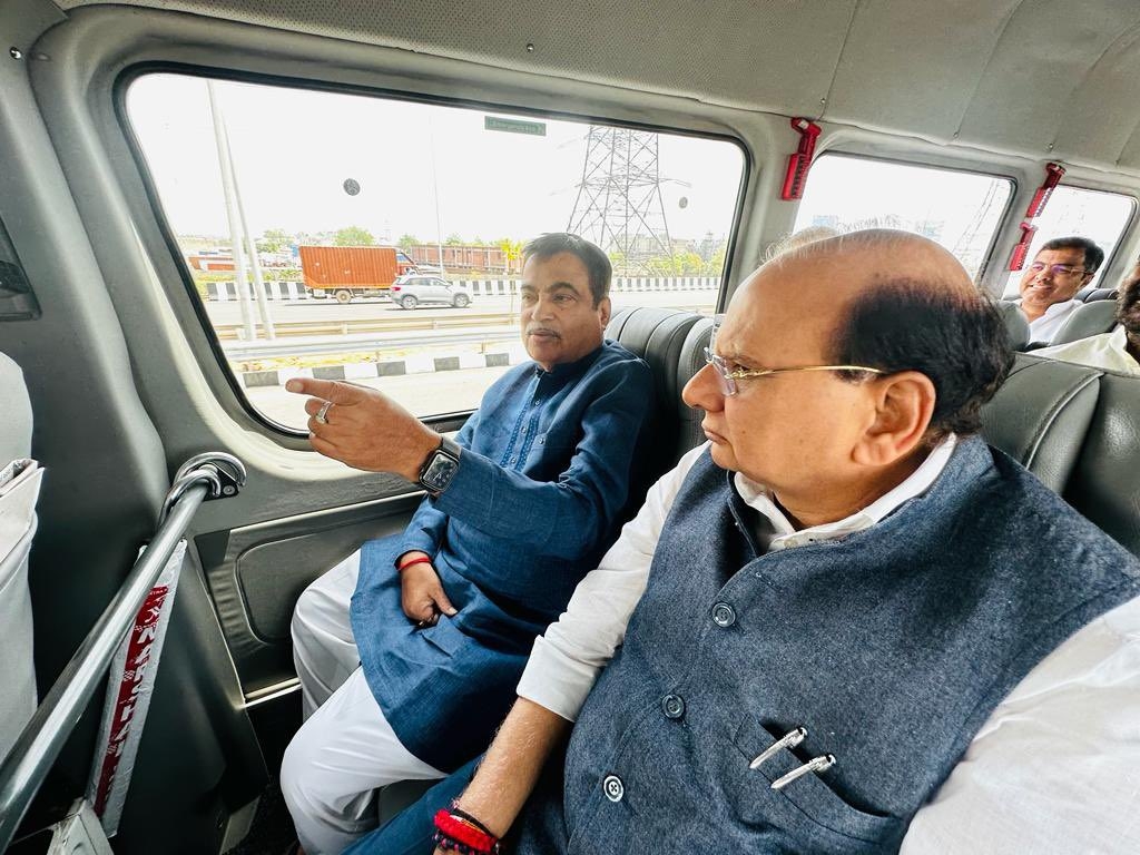 Dwarka Expressway: Gadkari Inspects Country's First Elevated Highway (lead) Dwarka Expressway: Gadkari Inspects Country's First Elevated Highway (lead)-TeluguStop.com