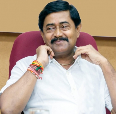 Former Mp Cm's Son Deepak Joshi To Jump Ship From Bjp To Congress Soon Former Mp Cm's Son Deepak Joshi To Jump Ship From Bjp To Congress Soon-TeluguStop.com