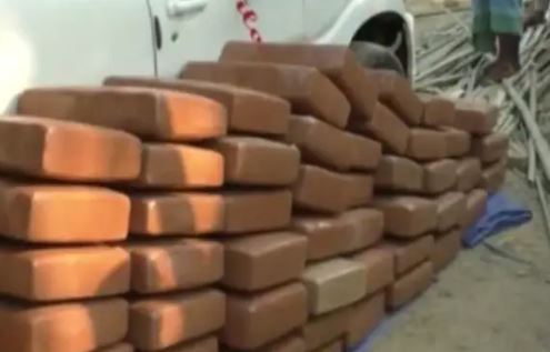  Huge Ganja Bust In Bhadrachalam-TeluguStop.com