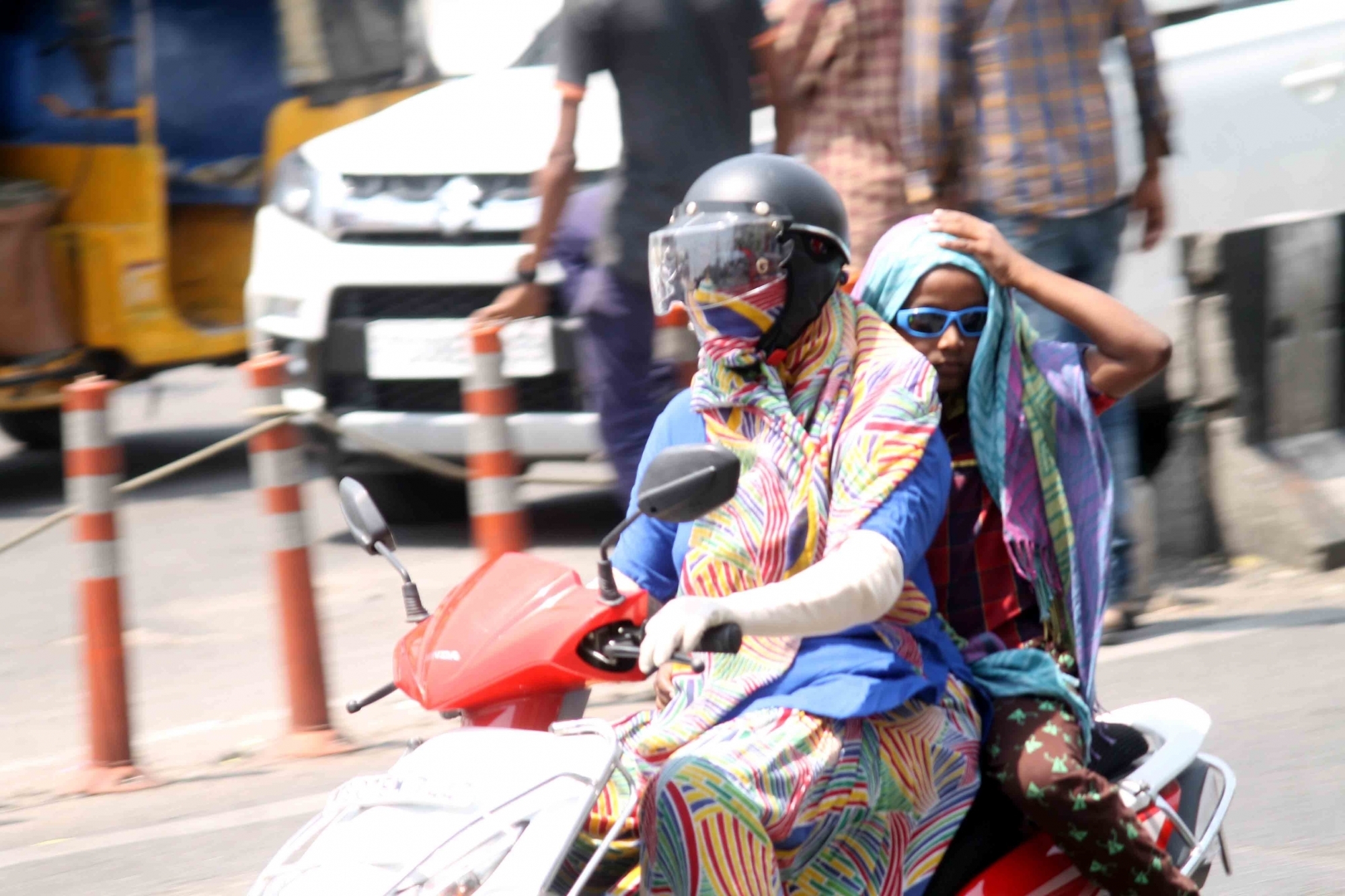  Heat Wave Conditions Grip Telangana, Mercury Shoots To 46 Degrees-TeluguStop.com