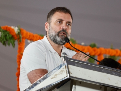  In Run-up To K'taka Polls, Rahul Minces No Words To Target Bjp Over Adani Issue-TeluguStop.com