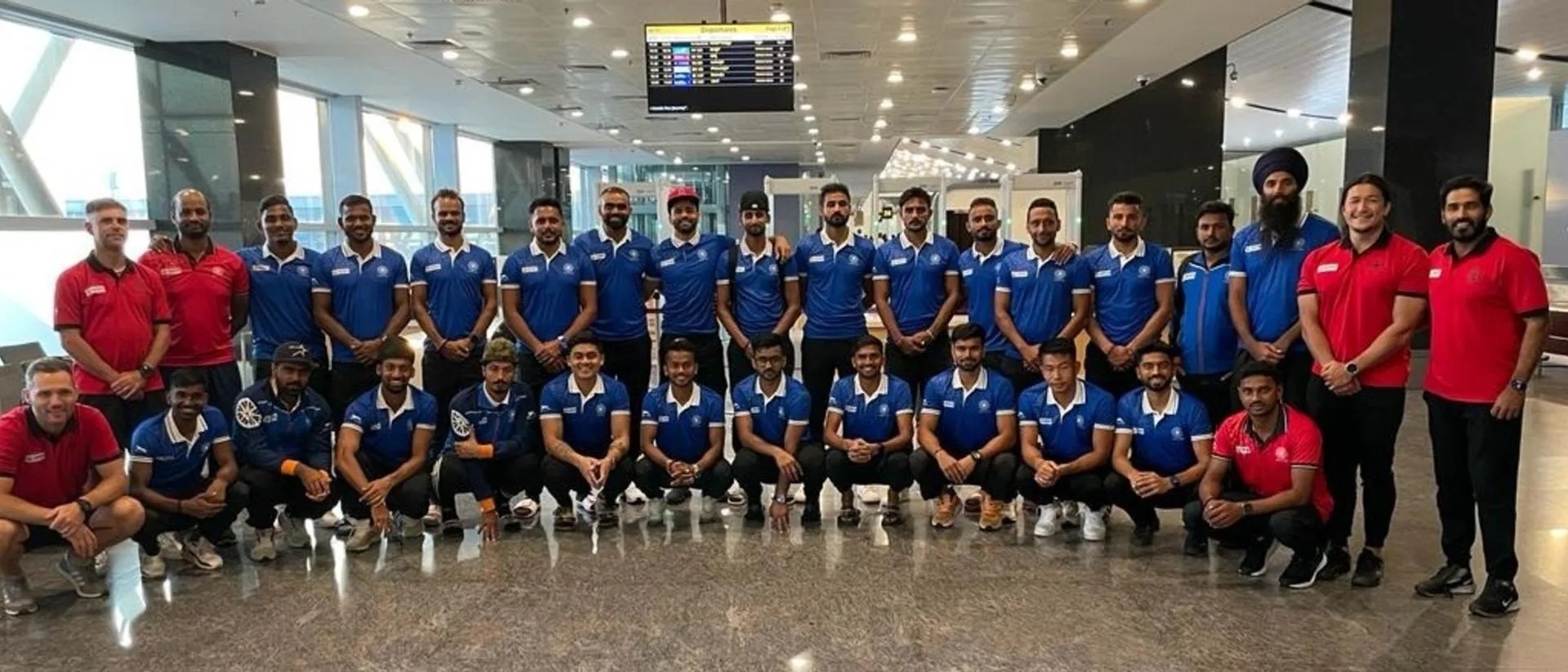 Indian Men's Hockey Team Leaves For Fih Hockey Pro League 2022/23 Matches In Eur Indian Men's Hockey Team Leaves For Fih Hockey Pro League 2022/23 Matches In Eur-TeluguStop.com
