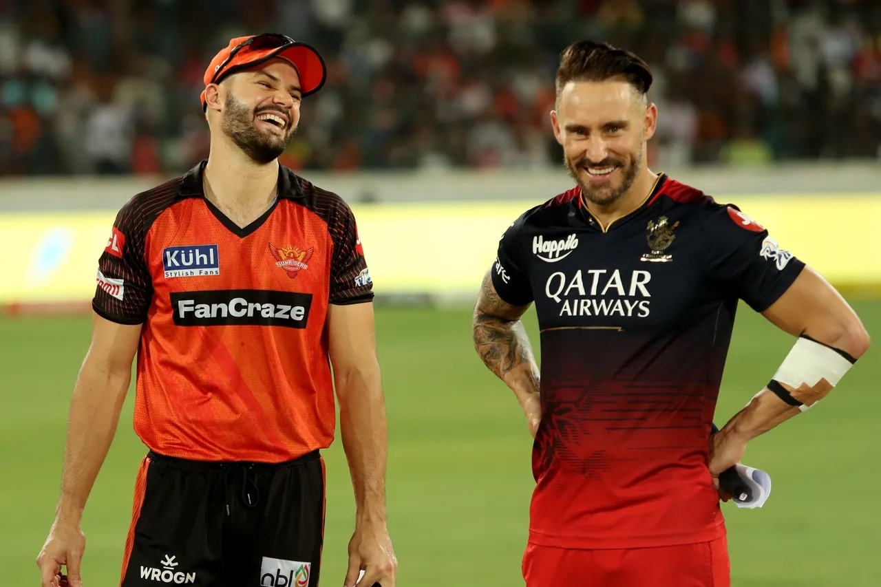  Ipl 2023: Royal Challengers Bangalore Win Toss, Opt To Bowl First Against Sunris-TeluguStop.com