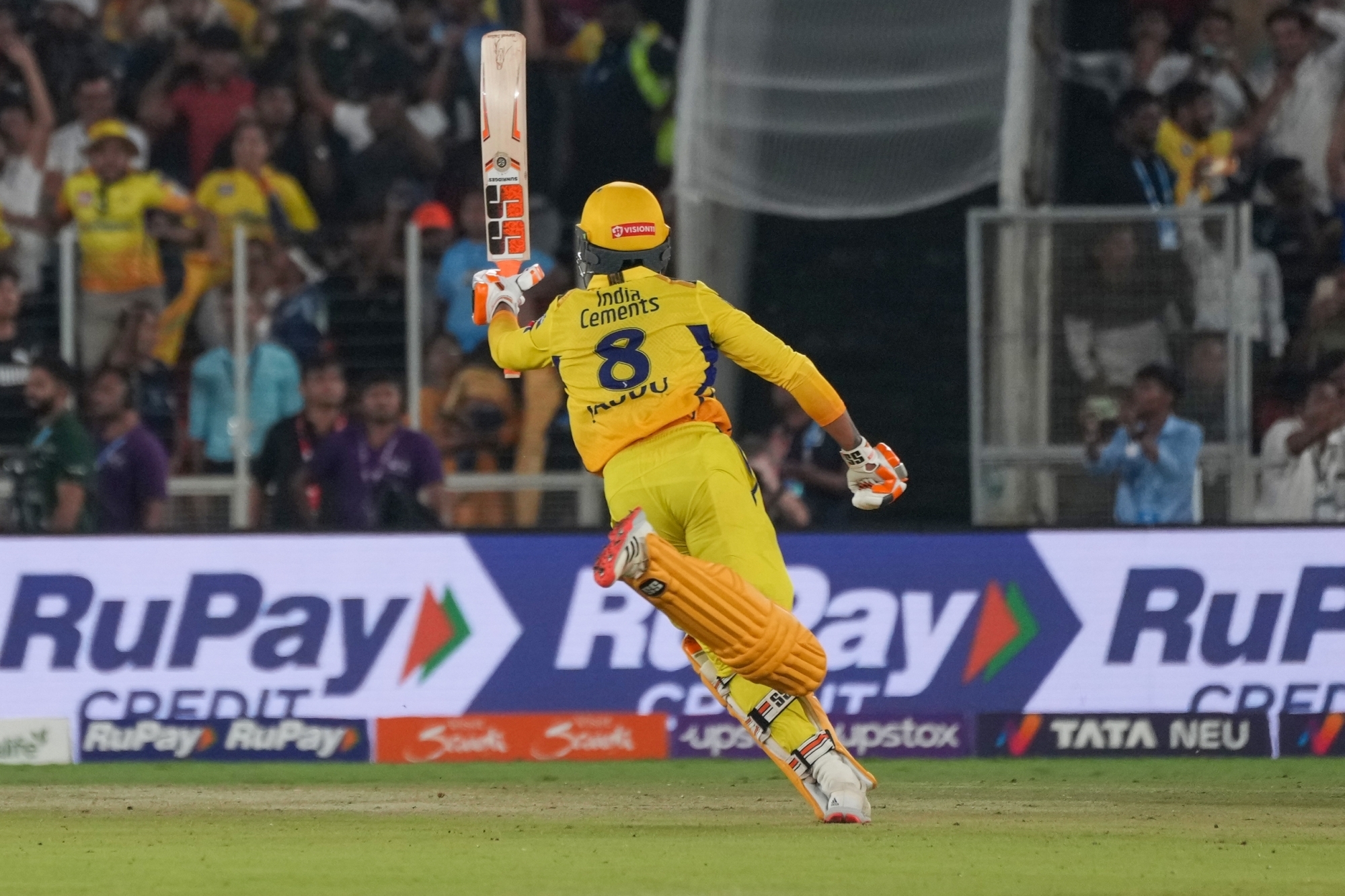  Jadeja Has Done Something Only Sir Ravi Jadeja Could Do: Raina After Csk's Trium-TeluguStop.com