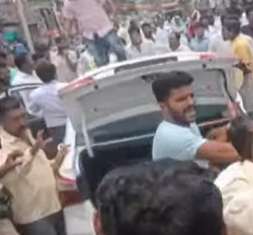  Tension In Masabinala, Vijayapura District, Karnataka-TeluguStop.com