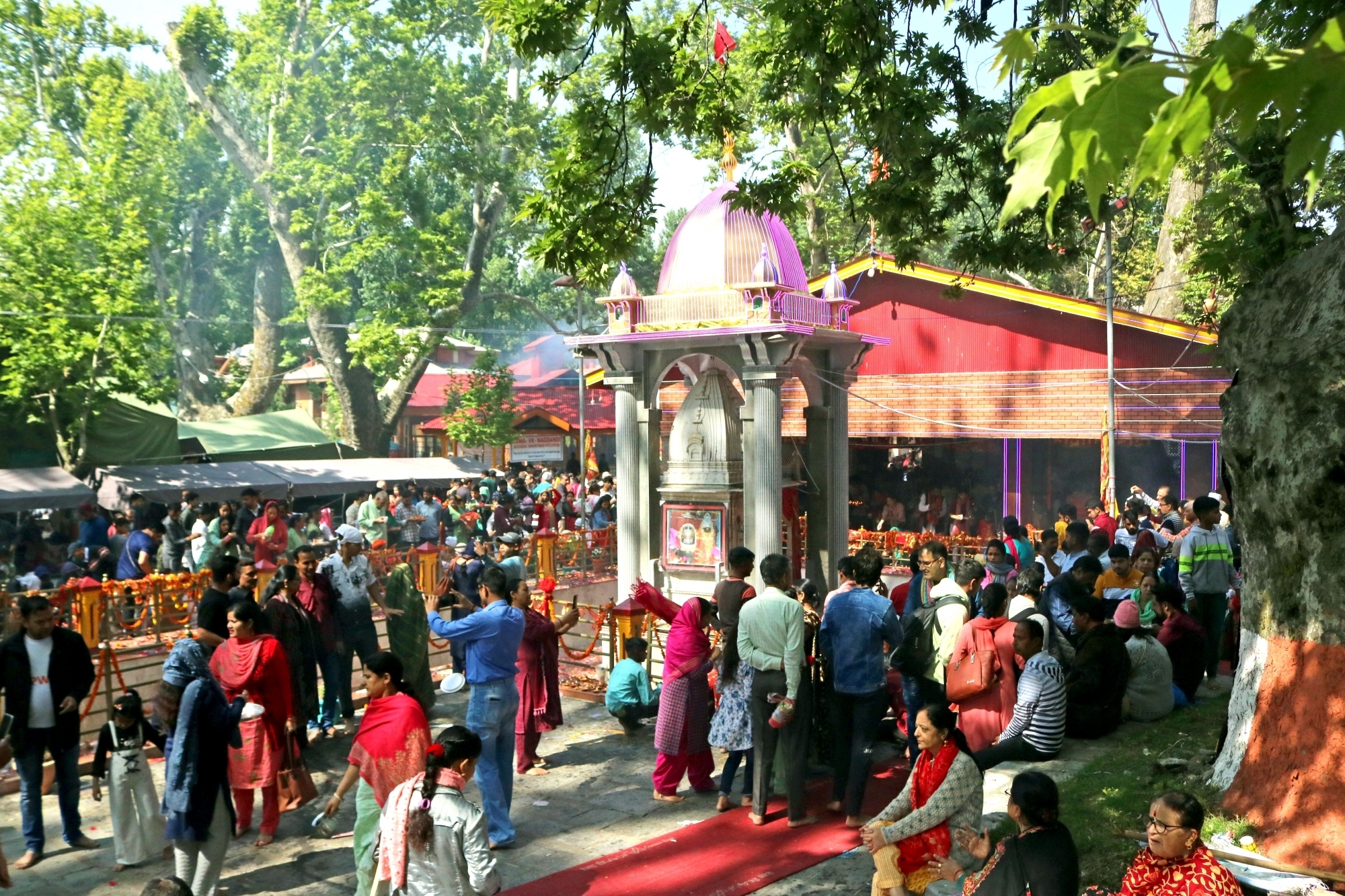 Kheer Bhawani Mela: A Grand Celebration Of Faith & Unity In Kashmir Kheer Bhawani Mela: A Grand Celebration Of Faith & Unity In Kashmir-TeluguStop.com