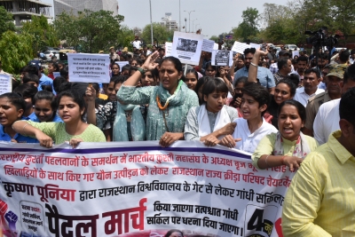  Krishna Poonia Takes Out March In Jaipur In Support Of Protesting Wrestlers-TeluguStop.com