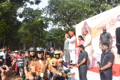  Maha Cm Kickstarts Chhatrapati Coronation Celebrations With Women Bike Rally-TeluguStop.com