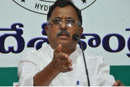  Congress Leader Condemned Ktr's Comments..!-TeluguStop.com