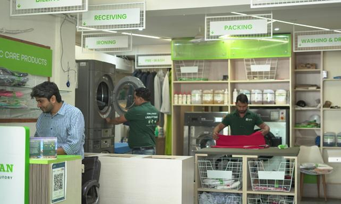 Telugu Arunabh Sinha, Arunabhsinha, Bangladesh, Iit Bombay, Iit Laundrywala, Lau