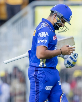  Mumbai Indians Skipper Rohit Sharma Records Most Ducks For Any Batter In The His-TeluguStop.com