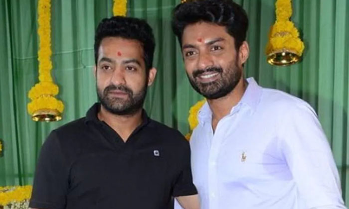  Ntr Kalyam Ram Not Interested To Act In Romantic Scenes Details Here Goes Viral-TeluguStop.com