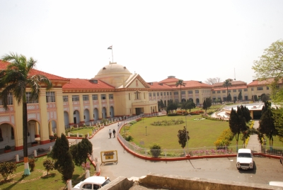 Patna Hc Puts An Interim Stay On Caste-based Survey Patna Hc Puts An Interim Stay On Caste-based Survey-TeluguStop.com