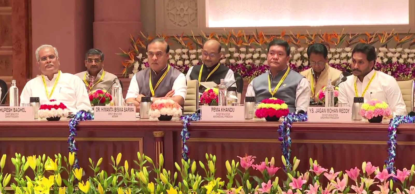  Pm Modi Chairs Meeting Of 8th Governing Council Of Niti Aayog-TeluguStop.com
