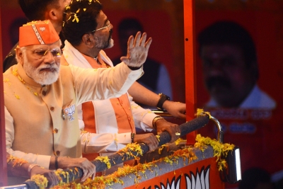 Pm Modi's Final Push To K'taka Campaign, Will Hold Mega Roadshows Pm Modi's Final Push To K'taka Campaign, Will Hold Mega Roadshows-TeluguStop.com