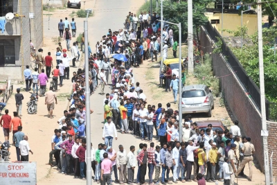  Polling Begins For Lok Sabha Seat In Punjab's Jalandhar-TeluguStop.com